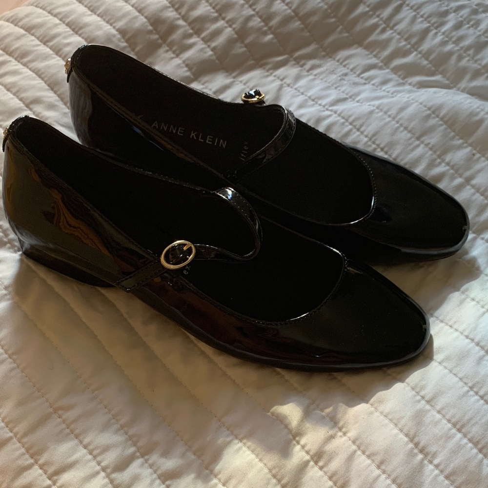 Anne Klein Glossy Black Mary Jane